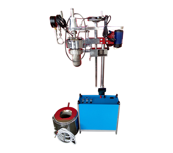 KCFD低壓系列--快開卡環(huán)結構-釜體下落、翻轉(zhuǎn)出料側面照片